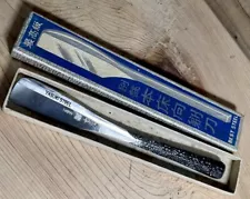 Unused Kamisori Japanese Straight Razor Yasuki Steelニューずぼら Engraved Grip Ex Rare