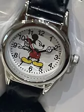 Vintage DISNEY Mickey Mouse Watch NIB