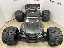 RC Arrma Kraton EXB Upgraded 8s/6s W Extra set of paddle tires