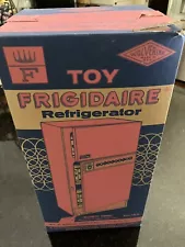 Vintage NIB 1950'S WOLVERINE Toy Co. Tin Litho Pink Frigidaire Refrigerator