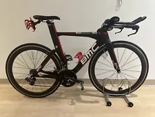 BMC Time Machine TM01 - A Rocket ship For Your Next Triathlon