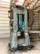 700 Ton National Forging Press Stroke: 8 inches Shut Height: 22" Stroke: 8" S