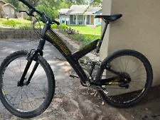 Cannondale Super V Raven 4000 -- rear shock leaks, must be replaced