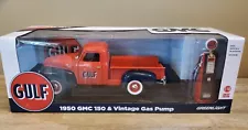 Green Light Collectibles 1950 Gulf GMC 150 & Vintage Gas Pump 1:18 DieCast Truck