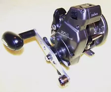 Daiwa ACCUDEPTHPLUS 27LC, Line Counter Reel - Power Handle, 4.2:1 Right Hand