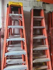 Step Ladder, Fiberglass, 8', Used - Fair