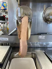 Leon's Frozen Custard Machine