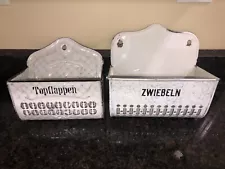 2 Vintage German Chicken Wire Zwiebeln Onion Enamelware Topflappen Baskets 1920