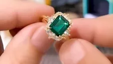 18K Gold Emerald Vintage Ring for Women