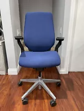 Steelcase Gesture Ergonomic office desk Chair With 4D Arms