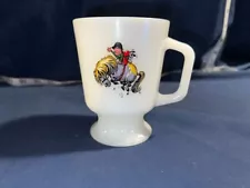 Thelwell Vintage Milk Glass Mug