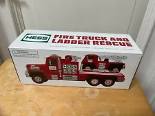 Hess 2015 Fire Truck and Ladder Rescue - Unused, with box