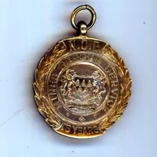 N.C.B.MINES RESCUE SERVICE 15YEARS SILVER MEDAL TO FV SCOTT DONCASTER RES.ST.