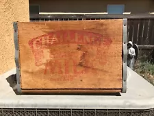 1950s VINTAGE CHALLENGE GRADE "A" MILK WOODEN MILK CRATE Oakland Calif