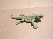 SMALL LIFE-LIKE LOOKING HORNED TOAD LIZARD - 5" LONG