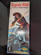 aurora model kits captain kidd