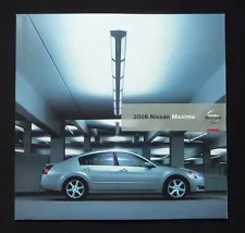 2006 Nissan Maxima Original Dealer Sales Brochure Genuine Factory Catalog 06