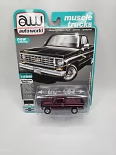 Auto World 1975 Chevy Silverado C10 Fleetside Black Chase