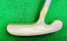 Vintage, Refinished, Acushnet “Bulls Eye”, Standard Flange Rt Handed Putter