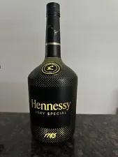 Hennessy dummy bottle glorify with bottle