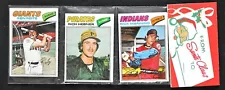 1977 Topps 12 Card Holiday Baseball Rack Pack #3