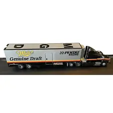 Rusty Wallace #2 Miller Genuine Draft 1995 Hauler Transporter 1:64 Action / ARC