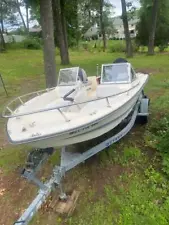 1979 Hydra Sport 17' Runabout Boat Outboard & Has Trailer