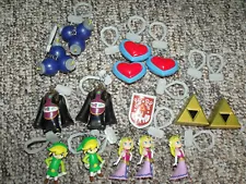 THE LEGEND OF ZELDA 15 KEYCHAINS FOR BACKPACK FOR PURSE -SET