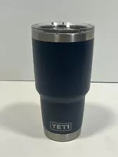 YETI Rambler w/ Magslider Lid 30oz Insulated Tumbler Navy Blue