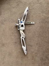 W&W Inno CXT recurve bow riser