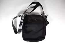 Supreme SS18 Shoulder Bag F1052