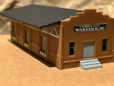 CLASSIC ~ FREIGHT WAREHOUSE by WALTHERS ~ Mayhayred Trains N Scale Lot