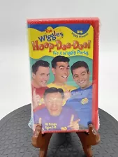 THE WIGGLES HOOP-DEE-DOO! It's a Wiggly Party Vhs Video Tape 16 Songs BRAND NEW