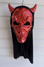 Bloody Red Devil Demon w/ Horns Halloween Masquerade Party Costume Vintage Mask