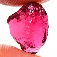 VS RED 3.40ct. UNHEATED RED TOURMALINE 100%NATURAL ROUGH FACET