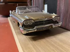 1/25 scale model car. 1958 Plymouth Belvedere Convertible.