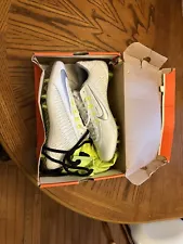 nike vapor football cleats size 11.5 mens