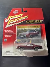 Johnny Lightning 1976 Olds Cutlass Supreme Classic Gold Edition