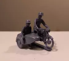 Marx WWII German Motorcycle with sidecar - dark gray plastic