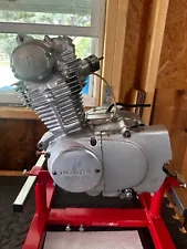 1971 Honda SL125 engine motorcycle running