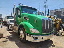 2018 Peterbilt 579 Day Cab Tractor Truck