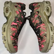 Nike Men's Air Max Plus Digi Camo Olive Green Sneakers Shoes AJ4858-200 Size 11