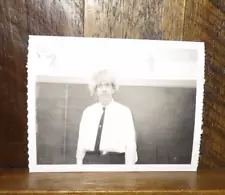 FOUND VINTAGE PHOTO PICTURE-Goofy School Teacher with Einstein Wig