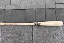 Old Hickory Maple Wood Baseball Bat 33.5