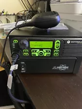 motorola xpr 4550 uhf With Updated Firmware And 20/25 KHZ Lic. 25watts With Mic