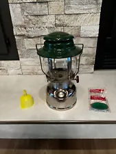 Vintage Coleman Model 639 Lantern