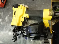 Dewalt DW45RN Pneumatic 15 Degree Coil Roofing Nailer Nail Gun