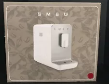 Smeg BCC01RDMUS Bean to Cup Coffee Machine OPEN BOX (D2)