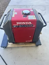 Honda EU3000iS 3000W Inverter Gasoline Portable Generator