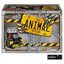 THE ANIMAL interactive 4x4 toy tow truck RETRACTABLE CLAWS light & sound NEW